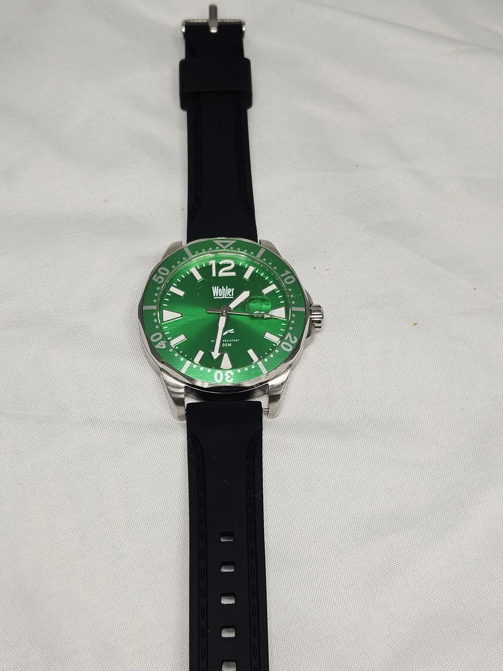 Men's‎ Green Dive Watch with Luminous Markers